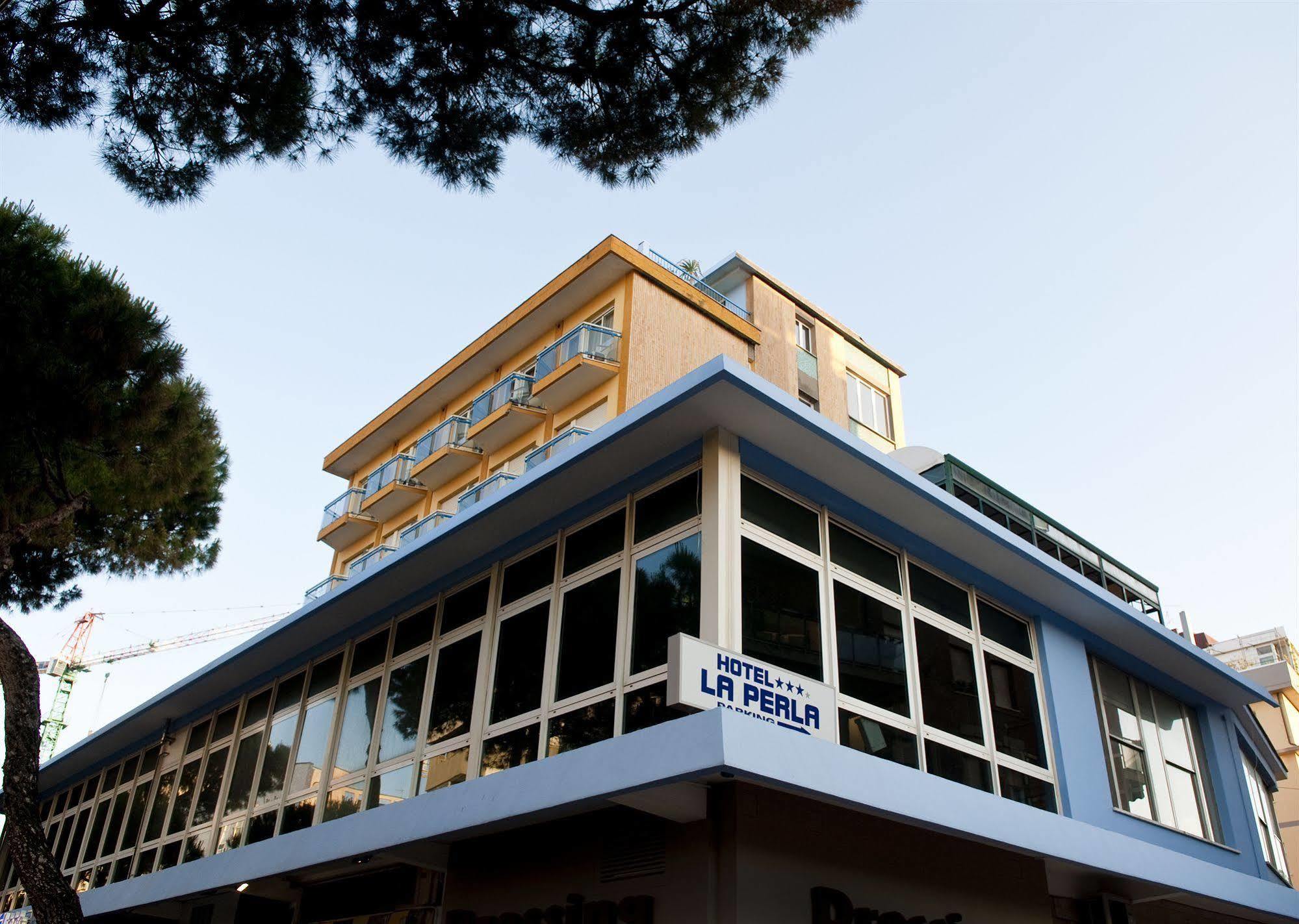 Hotel La Perla Rimini Exterior foto